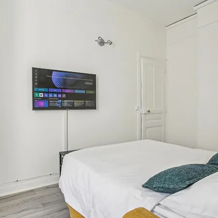 Chic And Comfortable * Parigi