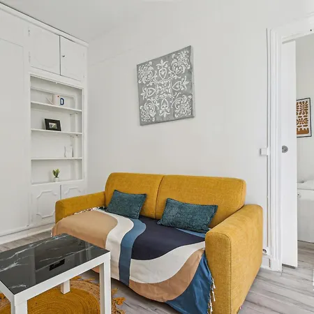 Chic And Comfortable Appartamento Parigi
